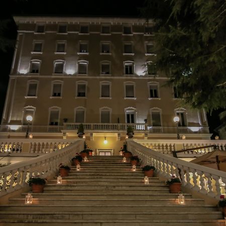 Hotel Helvetia Thermal Spa Порета Терме Екстериор снимка