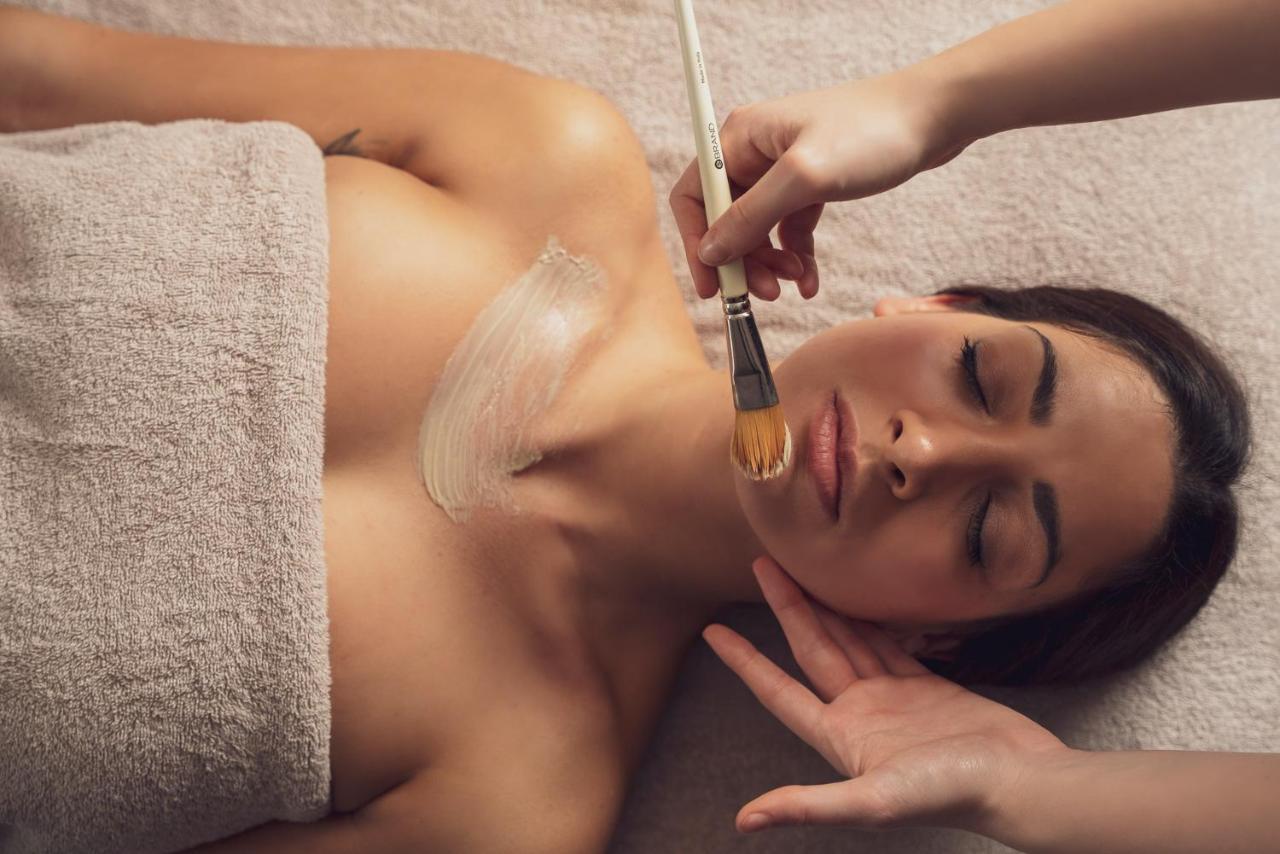 Hotel Helvetia Thermal Spa Порета Терме Екстериор снимка
