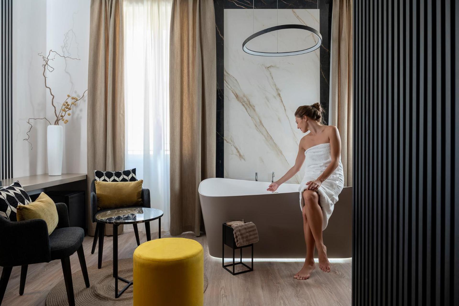 Hotel Helvetia Thermal Spa Порета Терме Екстериор снимка