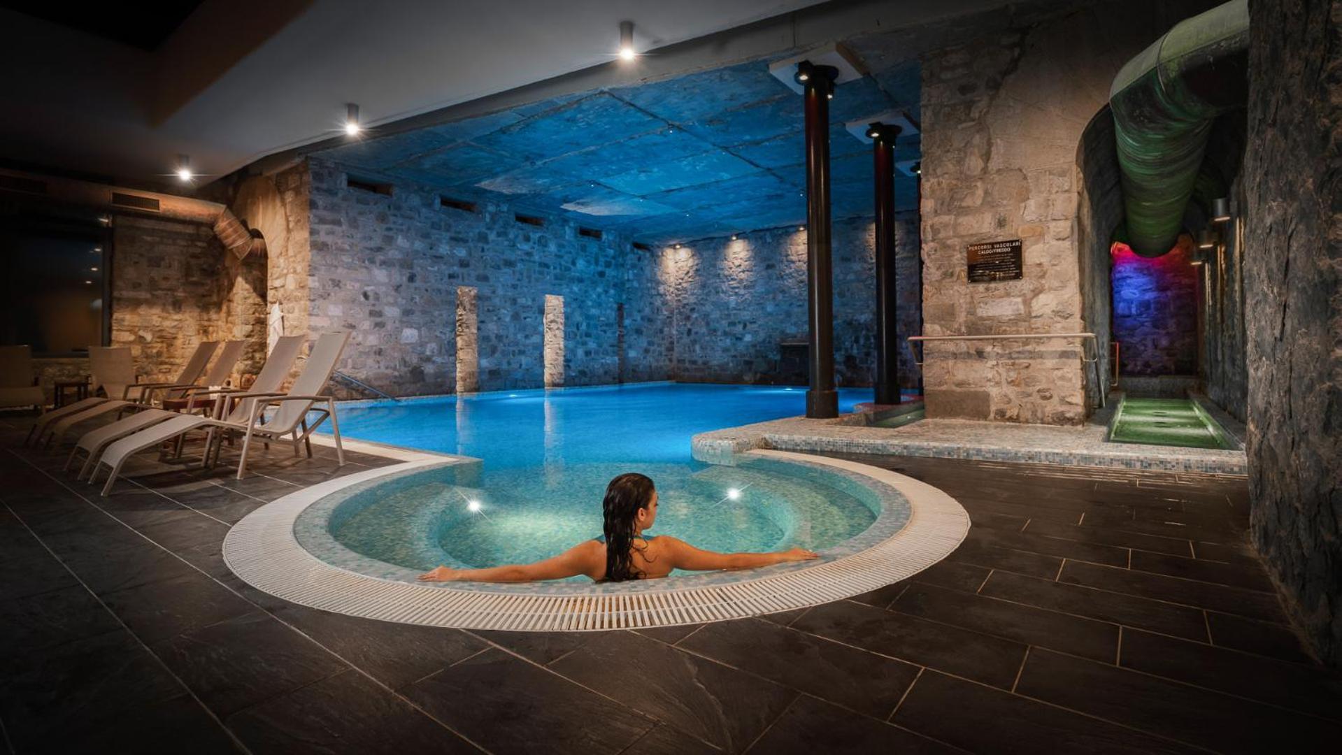 Hotel Helvetia Thermal Spa Порета Терме Екстериор снимка